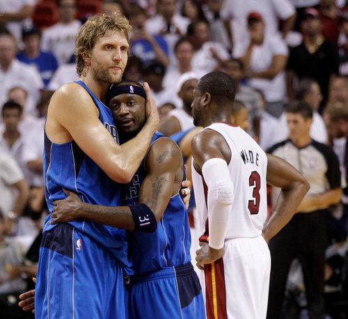 2003年小牛vs国王，那轮被打劫的西部半决赛，至今还在刺痛达拉斯